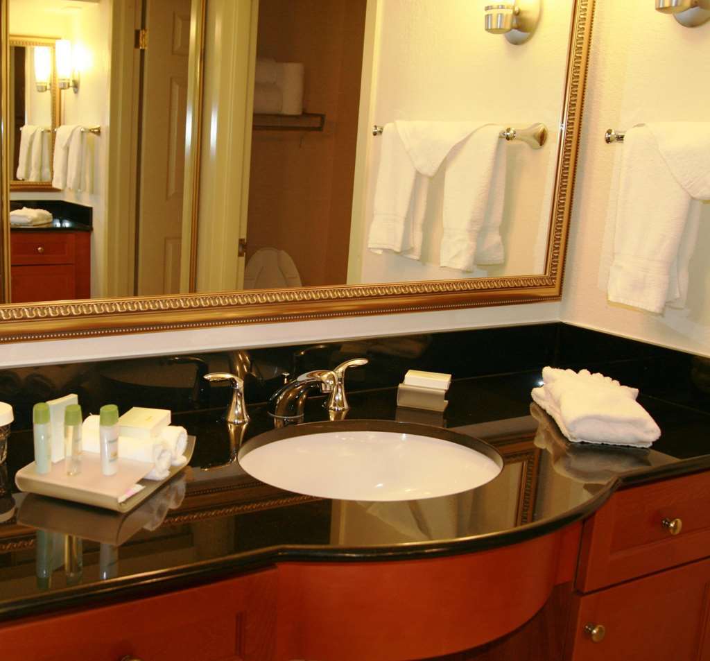 โฮมวูดสวีท บายฮิลตัน ดัลลัส พาร์คเซ็นทรัล โฮเต็ล Hotel ห้อง รูปภาพ
